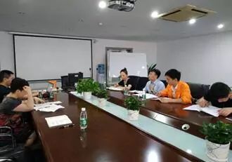 成都出臺(tái)全國(guó)首個(gè)《互聯(lián)網(wǎng)手機(jī)維修服務(wù)標(biāo)準(zhǔn)》，引領(lǐng)行業(yè)規(guī)范化發(fā)展